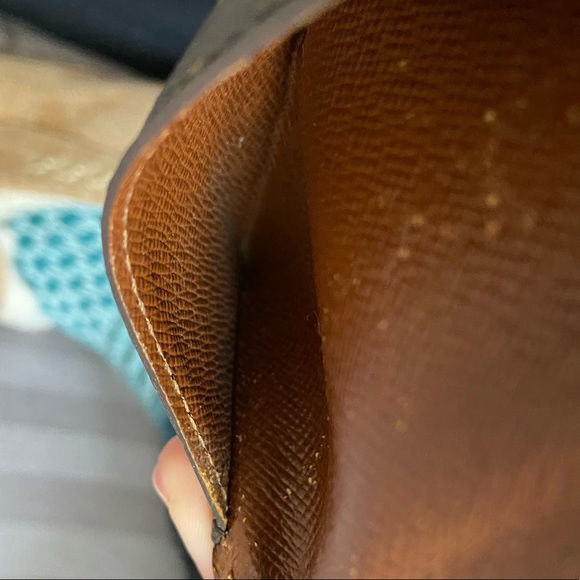 SOLD ON IG MOVEDBYMAVEN - Picture 3 of 8